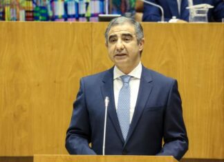 Sessão plenária de outubro I Bolieiro lembra feitos da governação mas oposição critica estado da Região