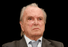 Presidente do Governo dos Açores manifesta pesar pelo falecimento de Francisco Pinto Balsemão