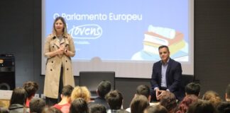 André Franqueira Rodrigues promove encontros com alunos açorianos sobre a União Europeia e o papel dos jovens no seu futuro