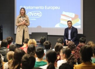 André Franqueira Rodrigues promove encontros com alunos açorianos sobre a União Europeia e o papel dos jovens no seu futuro