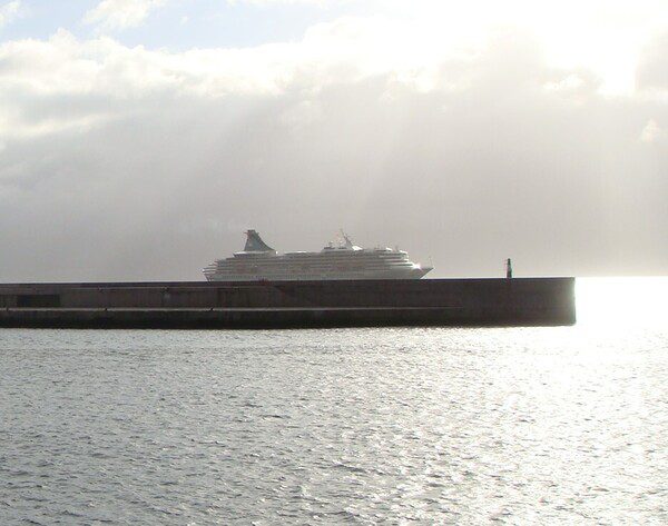 navio