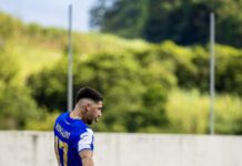 Campeonato de Futebol dos Açores | Derrotas para Flamengos e Lajense