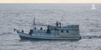Apreendidos1 800 quilos de cocaína – Marinha colabora com Polícia Judiciária e Força Aérea na interceção de uma embarcação de pesca nos Açores