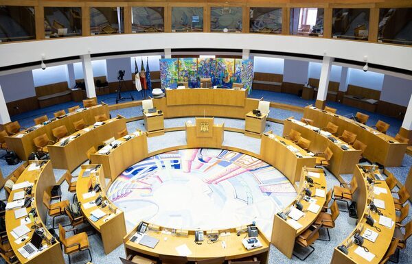Sessão Plenária de Março | Subsídio de Mobilidade em debate na Assembleia Regional