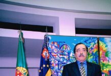 Dos cinquenta anos da Autonomia d’Aquém Aos primeiros passos da Autonomia d’Além