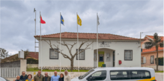 Transporte | Freguesia da Feteira com nova carrinha