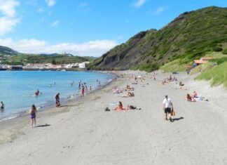 Época Balnear 2026 | Seis águas balneares costeiras aprovadas no Faial