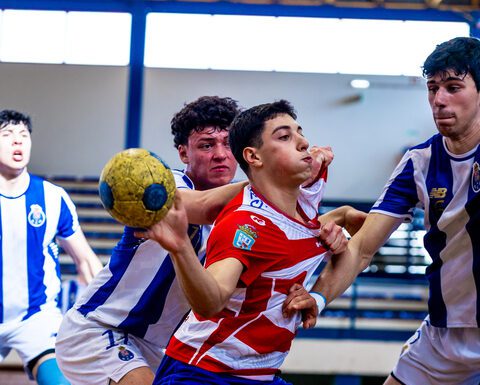 Divisão de Honra | Sporting da Horta empata com Porto B