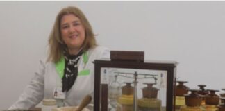 Profissões: Linda Melo é farmacêutica há 30 anos O futuro da profissão deve continuar a passar pelo contacto humano