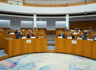 ALRAA recebe delegação da Comissão das Pescas do Parlamento Europeu para debate sobre os desafios do setor nos Açores