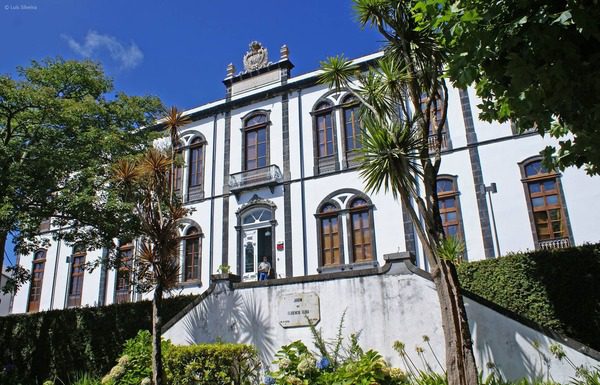 universidade dos açores