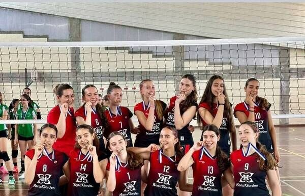 Voleibol | Albicastrenses terminam em 3.º lugar
