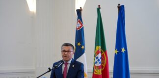 50 anos da instalação do Parlamento | Luís Garcia desafia deputados a honrar o legado dos fundadores