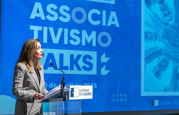 Emitidos mais de 550 “Cheque-Livro Açores” num investimento superior a 55 mil euros