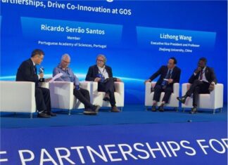 Ricardo Serrão Santos, investigador do OKEANOS, após a participação no Global Ocean Summit 2026 | “Nos Açores, a ciência deve ajudar a separar a economia azul sustentável de uma economia apenas pintada de azul”