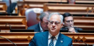 Paulo Moniz questiona Governo sobre proteção e defesa dos cabos submarinos