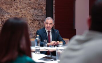 José Manuel Bolieiro mobiliza instituições em torno do futuro HDES