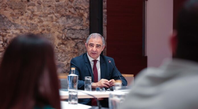 José Manuel Bolieiro mobiliza instituições em torno do futuro HDES