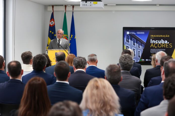 José Manuel Bolieiro