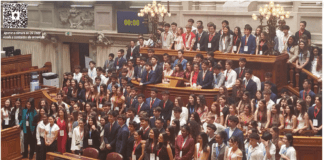 Parlamento dos Jovens | Escola Profissional da Horta participa na Sessão Nacional