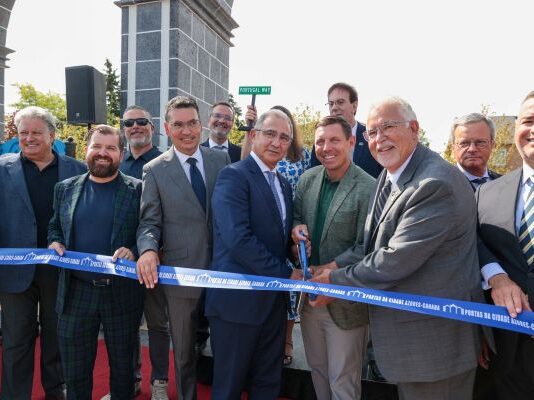 Brampton – Bolieiro destaca “orgulho e prestígio” da diáspora açoriana na inauguração das Portas da Cidade