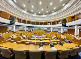 Sessão Plenária de Setembro | Plenário parlamentar marcado pelos debates de urgência sobre educação e agricultura