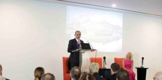 José Manuel Bolieiro destaca importância da transição digital e da inteligência artificial para a “eficiência e transparência”