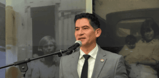 Homenagem – Reitor da Universidade Estadual da Califórnia em Fresno distinguido com o Prémio Língua e Cultura Portuguesa